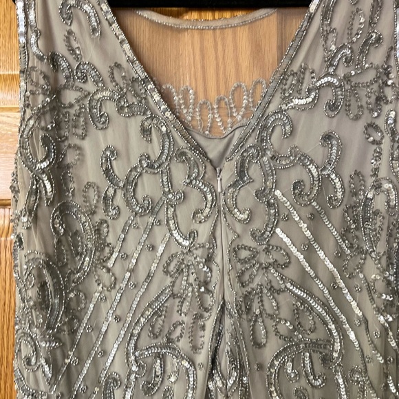 Elegant Silver Embellished Dress - Picture 7 of 10